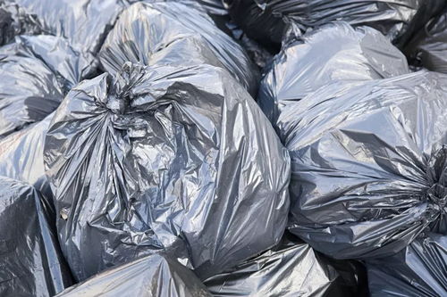 禁塑令全面升級，外賣、快遞與酒店行業(yè)迎來綠色轉(zhuǎn)型浪潮——青島新材料引領(lǐng)環(huán)保革新